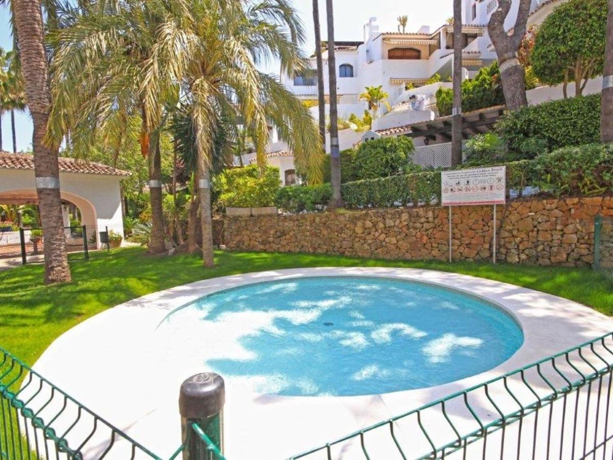 Belvilla By Oyo Golden Beach House Marbella Exterior photo