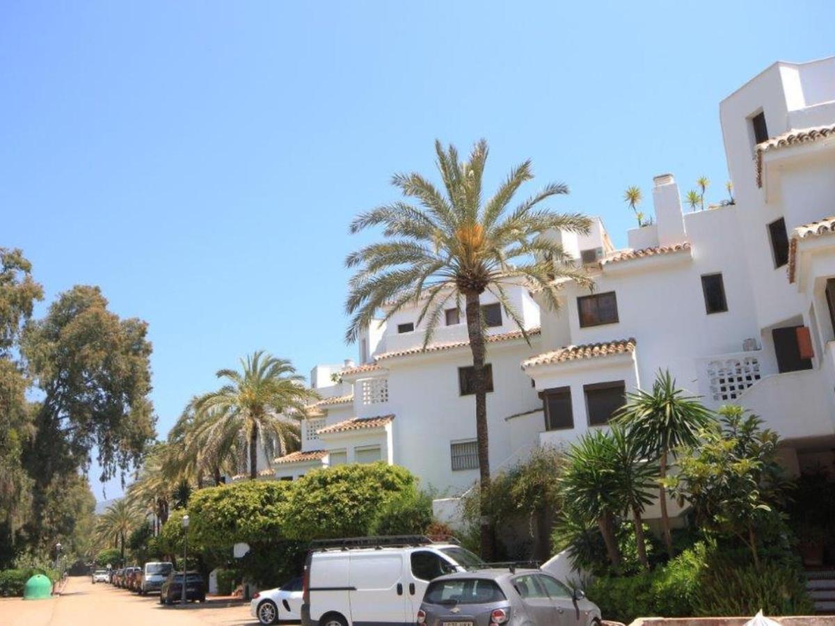 Belvilla By Oyo Golden Beach House Marbella Exterior photo